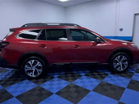 Used 2021 Subaru Outback Limited image 9