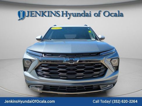 Used 2025 Chevrolet TrailBlazer ACTIV w/ Driver Confidence Package image 9