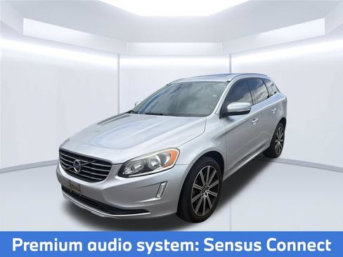 Used 2016 Volvo XC60 T6 w/ Proximity Package AWD/4WD image 6