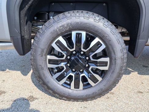 New 2026 GMC Sierra 3500 Denali Ultimate w/ LPO, Black Badging Package AWD/4WD image 38