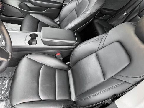 Used 2022 Tesla Model 3 Long Range image 10