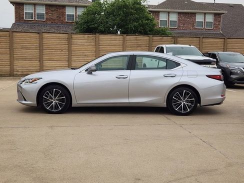 Used 2025 Lexus ES 350 w/ Premium Package FWD image 12