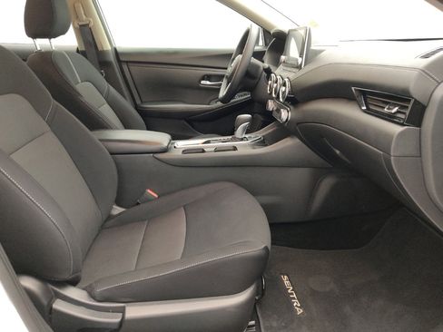Used 2024 Nissan Sentra SV image 21