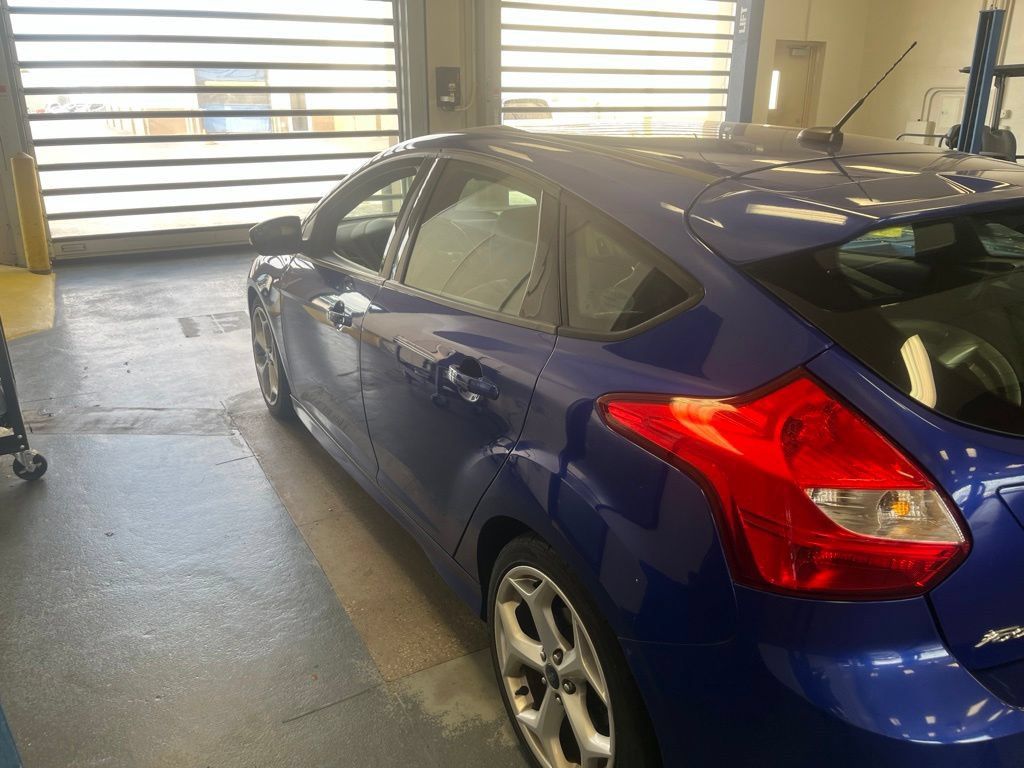 Used 2013 Ford Focus ST FWD image 6