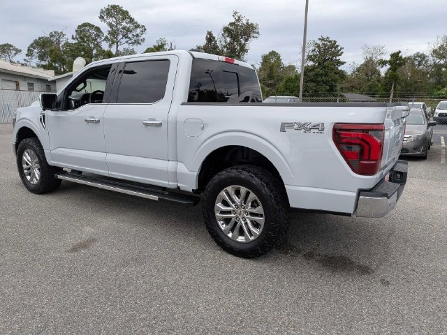 Used 2025 Ford F150 Lariat w/ Equipment Group 502A High AWD/4WD image 8