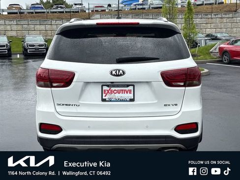 Used 2020 Kia Sorento EX AWD/4WD image 3