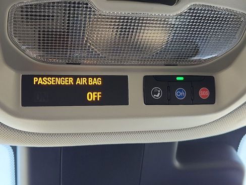 Used 2025 Chevrolet Trax ACTIV w/ Driver Confidence Package image 10