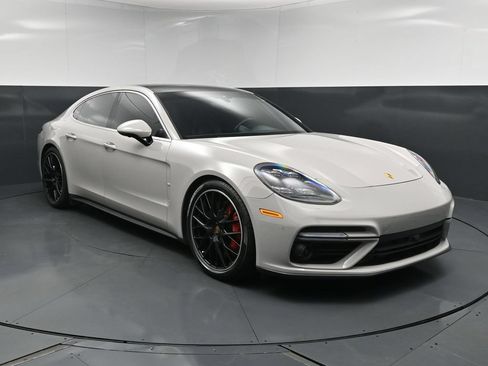Certified 2020 Porsche Panamera GTS AWD/4WD image 12