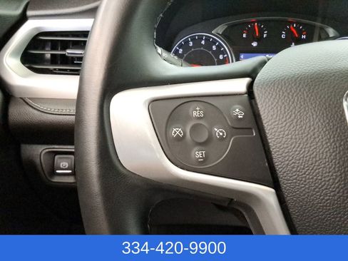 Used 2023 GMC Acadia SLT image 27