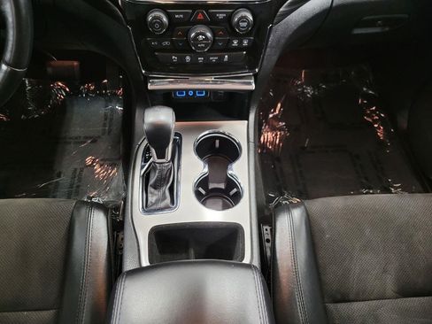 Used 2022 Jeep Grand Cherokee Laredo X AWD/4WD image 45