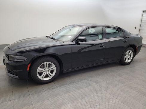 Used 2022 Dodge Charger SXT w/ Leather Interior Group RWD image 2