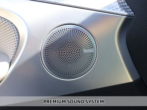 Used 2023 Genesis G70 3.3T w/ Sport Advanced Package image 5