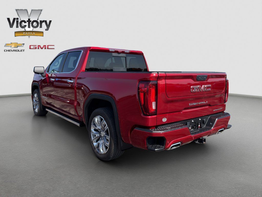 Used 2024 GMC Sierra 1500 Denali AWD/4WD image 4
