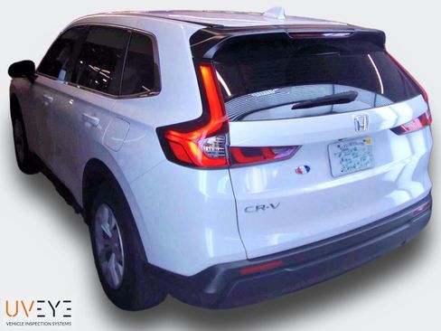 Used 2024 Honda CR-V LX image 4