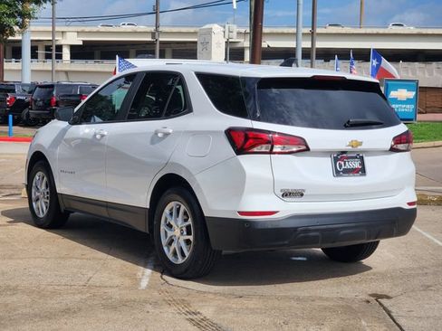 Used 2024 Chevrolet Equinox LS w/ LS Convenience Package FWD image 5