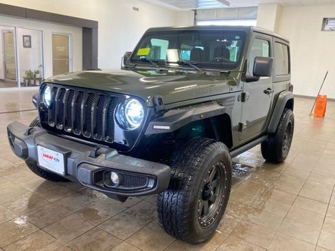 Used 2021 Jeep Wrangler Sport AWD/4WD image 4