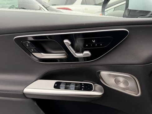 New 2026 Mercedes-Benz GLC 300 4MATIC image 12