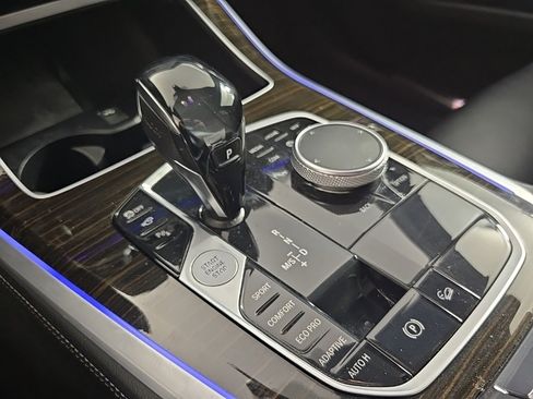 Used 2021 BMW X5 xDrive40i w/ Convenience Package image 23