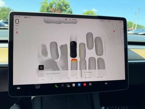 Used 2023 Tesla Model Y Long Range AWD/4WD image 48