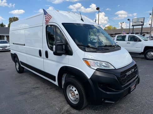 Used 2023 RAM ProMaster 2500 FWD image 4