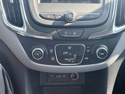 Used 2024 Chevrolet Equinox LS w/ Driver Confidence II Package FWD image 11