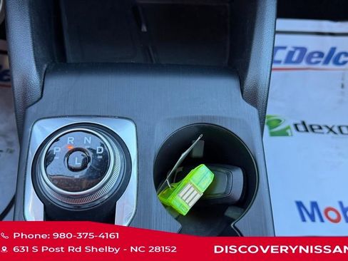 Used 2022 Ford Escape Titanium w/ Titanium Premium Package image 23