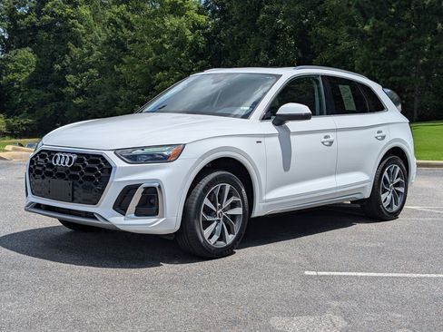 Used 2023 Audi Q5 2.0T Premium Plus w/ Premium Plus Package AWD/4WD image 5