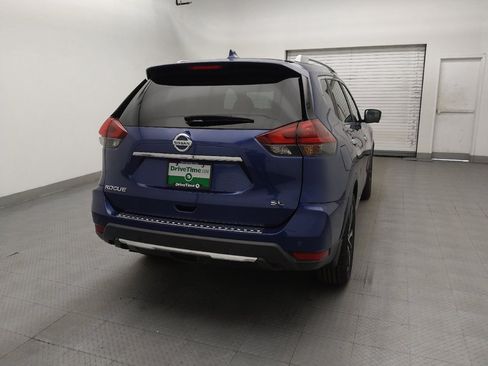 Used 2020 Nissan Rogue SL w/ Premium Package FWD image 7