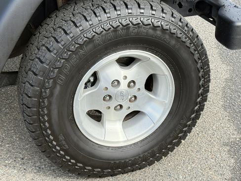 Used 2000 Jeep Wrangler Sport AWD/4WD image 23