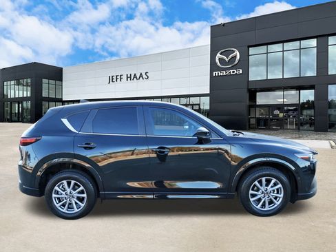 Used 2024 MAZDA CX-5 AWD 2.5 S w/ Select Package image 5
