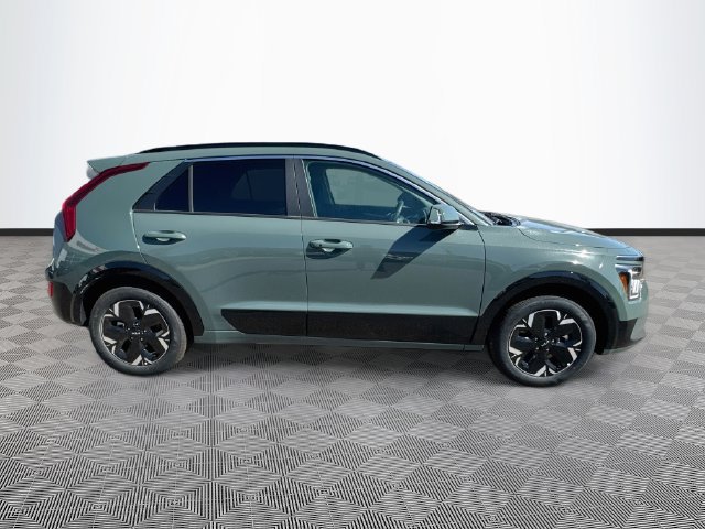 New 2026 Kia Niro Wind FWD image 8