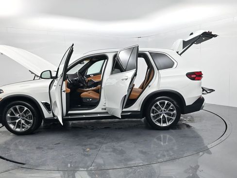 Used 2026 BMW X5 xDrive40i image 76