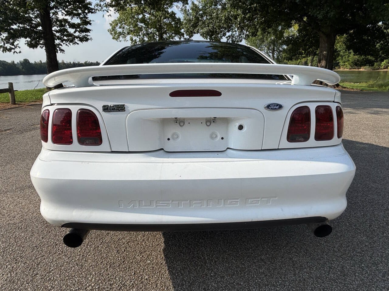 Used 1998 Ford Mustang GT RWD image 10