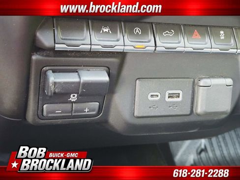 Used 2023 GMC Sierra 1500 Pro w/ Pro Value Package AWD/4WD image 29