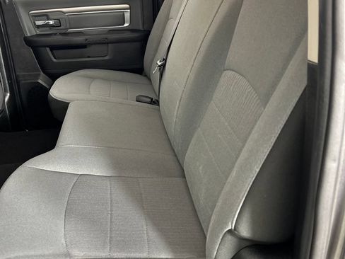 Used 2022 RAM 1500 Classic SLT AWD/4WD image 18