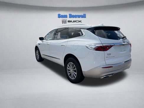 Used 2024 Buick Enclave Essence FWD image 6