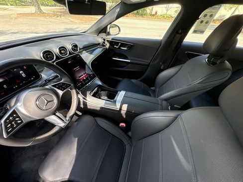 Used 2025 Mercedes-Benz C 300 4MATIC Sedan image 21