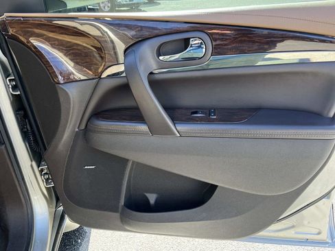 Used 2014 Buick Enclave Premium w/ Trailering Provision Package image 24
