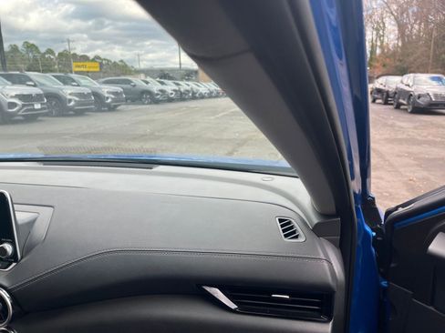 Used 2025 Nissan Sentra SV image 33