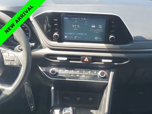 Used 2023 Hyundai Sonata SE image 14