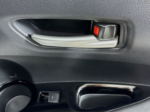 Used 2021 Toyota Corolla SE w/ Carpet Mat Package (TMS) FWD image 29