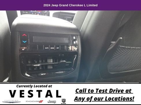 Used 2024 Jeep Grand Cherokee L Limited AWD/4WD image 17