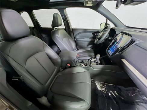 Certified 2025 Subaru Forester Limited w/ Popular Package #2 image 26