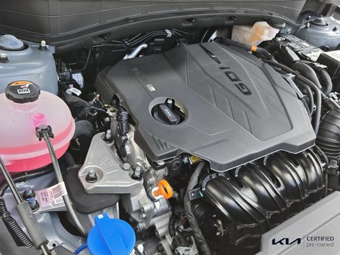 Certified 2025 Kia Sportage EX FWD image 17