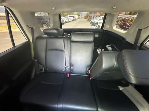 Used 2022 Toyota 4Runner TRD Off-Road Premium AWD/4WD image 25