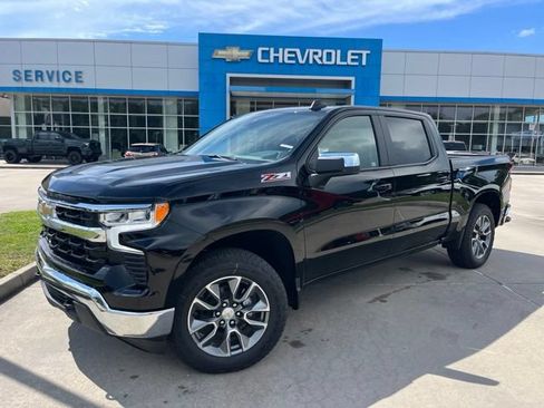 New 2026 Chevrolet Silverado 1500 LT w/ Z71 Off-Road Package AWD/4WD image 2