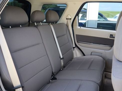 Used 2009 Ford Escape XLT FWD image 29