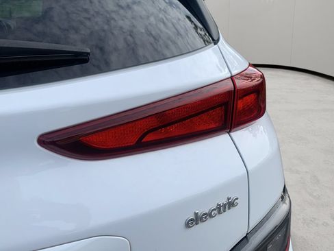 Certified 2023 Hyundai Kona SEL w/ Cargo Package FWD image 45
