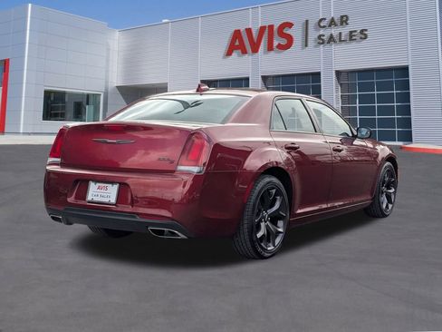 Used 2023 Chrysler 300 S image 6