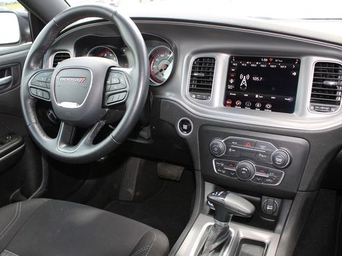 Used 2023 Dodge Charger SXT RWD image 8